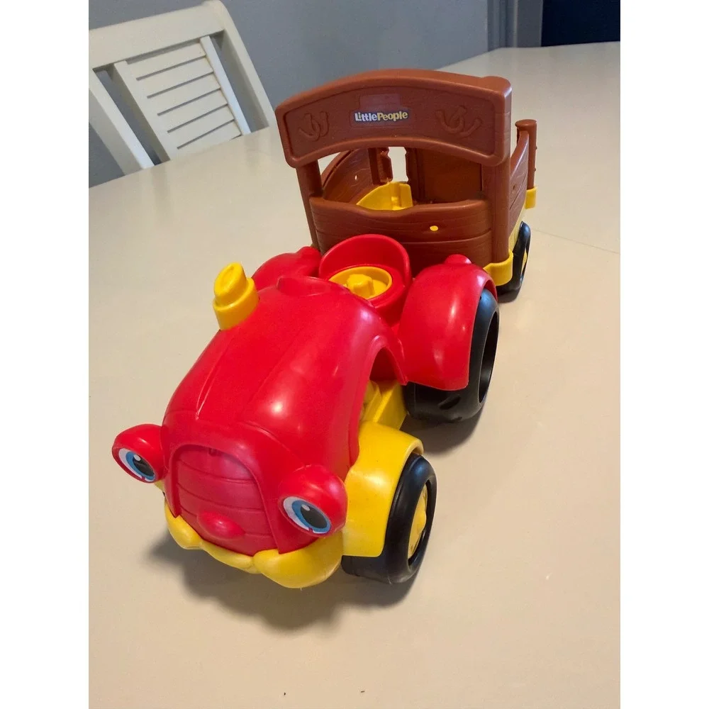 Fisher Price Little People Red Farm Tractor and Trailer  2011 Mattel